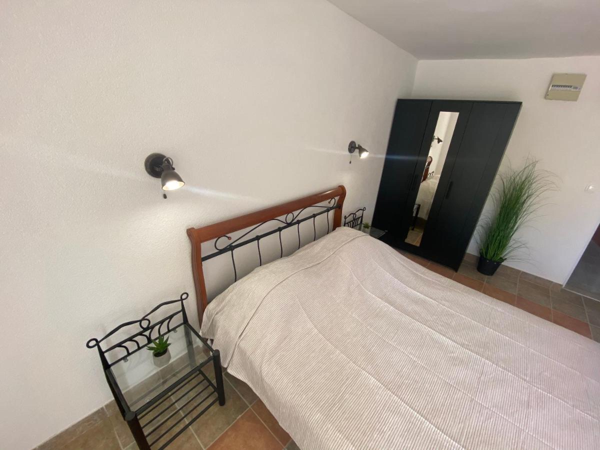 Apartments 'Stine' Orebić Eksteriør billede
